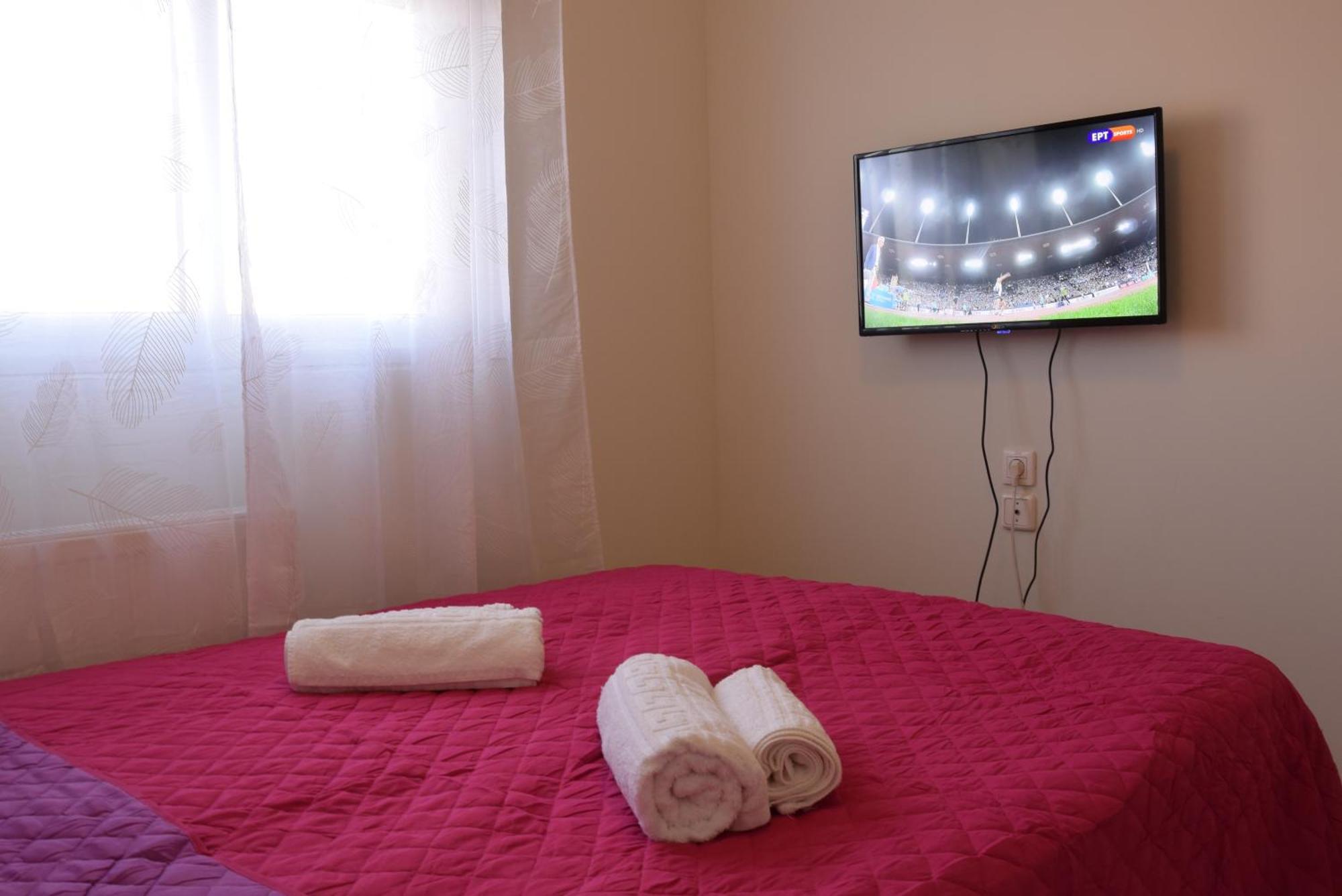 B3 Irene Apartment Heraklion  Bagian luar foto