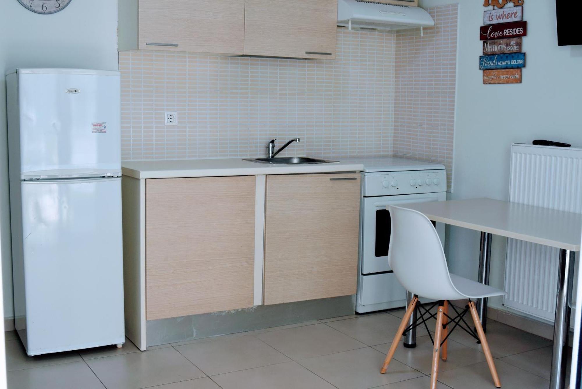 B3 Irene Apartment Heraklion  Bagian luar foto